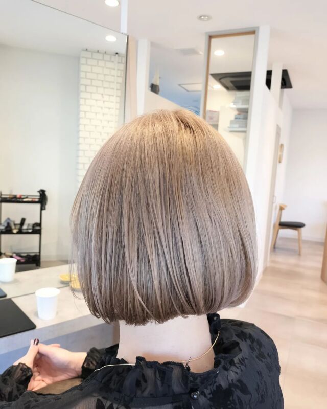 【千葉美容室】
お客様スタイル✂️💆

西千葉NOLL（ノル）

◆30代～50代リアルサロンワークスタイル💆
・
・
◇時短ヘア
◇もちの良い
◇再現性の高い
【西千葉駅徒歩5分】30代～50代似合わせショートヘア ・ボブ✂️
千葉でショートヘア・ボブでお悩みでしたら是非私オナギにお任せ下さい🤭

kazuhiro-onagi.com 　
小梛　一洋
◇◇◇◇◇◇◇◇◇◇◇◇◇
西千葉NOLL

ご予約はトップページURLからのご予約。またはDMを頂けたらこちらでご予約させて頂きます💡
お気軽にどーぞ☝️

#千葉#千葉駅#千葉市美容室#千葉駅美容室#千葉美容師#西千葉#西千葉美容室#ヘアスタイル  #大人女子#大人可愛い#素敵女子#ナチュラル#ナチュラルスタイル#ショート#ショートヘア#ショートカット#ショートスタイル#ショートボブ#ボブ#大人ショート#大人ショートボブ#耳かけショート #白髪染め #ハンサムショート#ミニボブ#外ハネ #ミニボブ#脱白髪染め#脱白髪染めハイライト